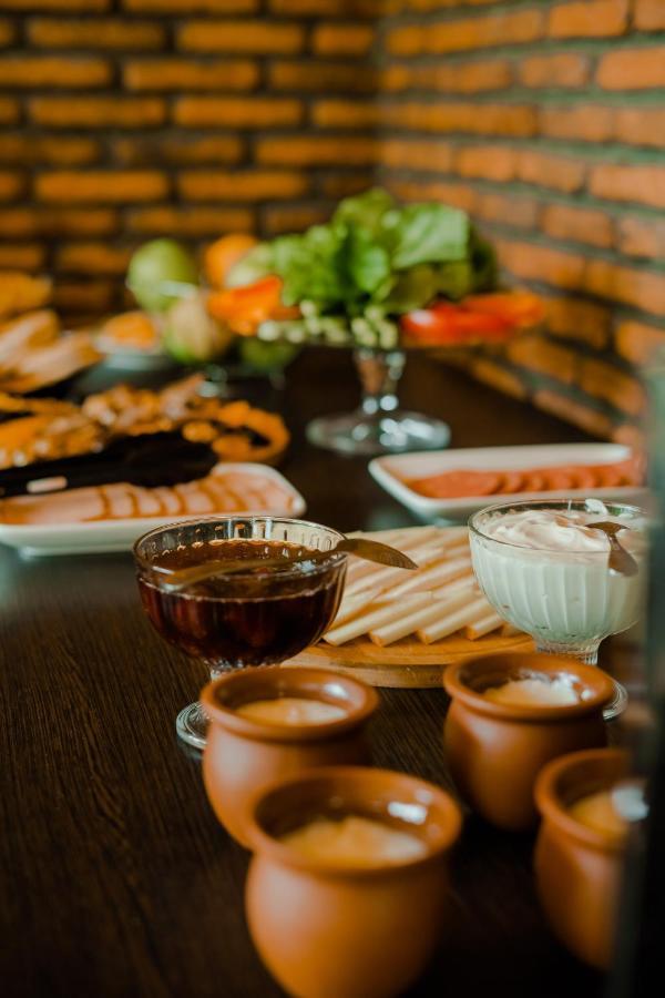 Vineyard Hotel & Winery Napareuli エクステリア 写真