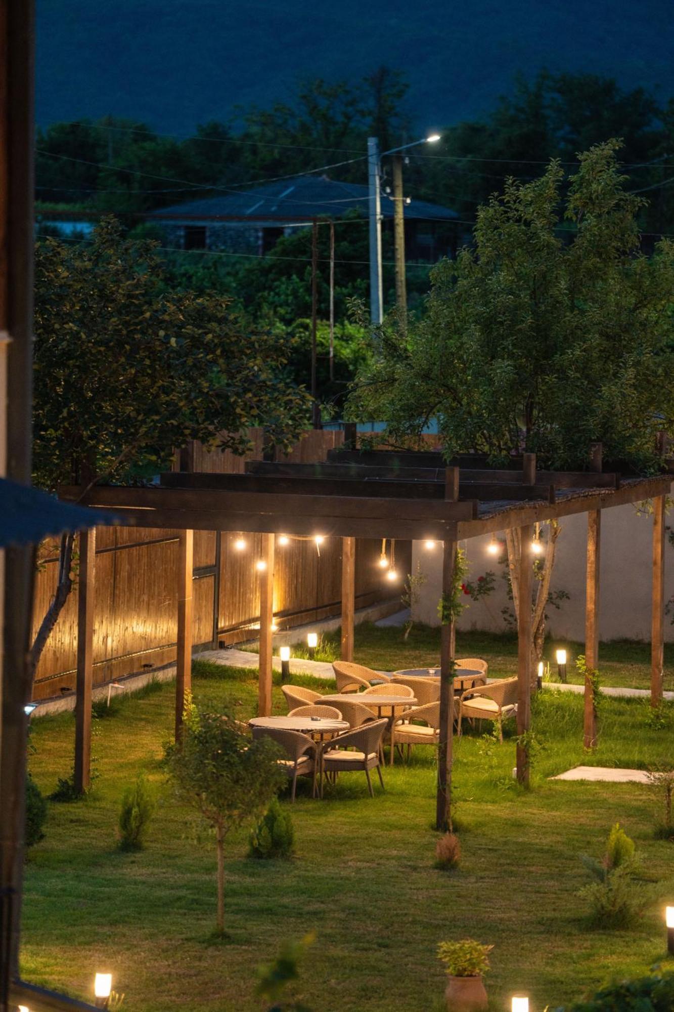 Vineyard Hotel & Winery Napareuli エクステリア 写真